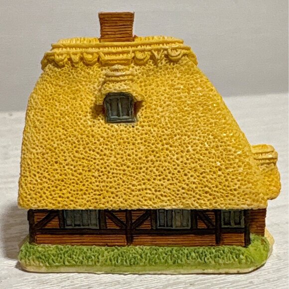 Lilliput Lane Dream Cottage Honeysuckle Miniature Collectible 1 3/4" - Picture 5 of 12